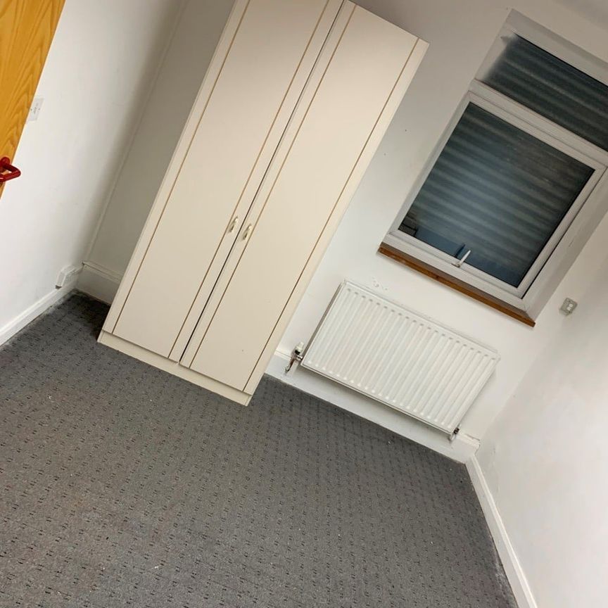 1 Bed Flat, Canklow Road, S60 - Photo 1