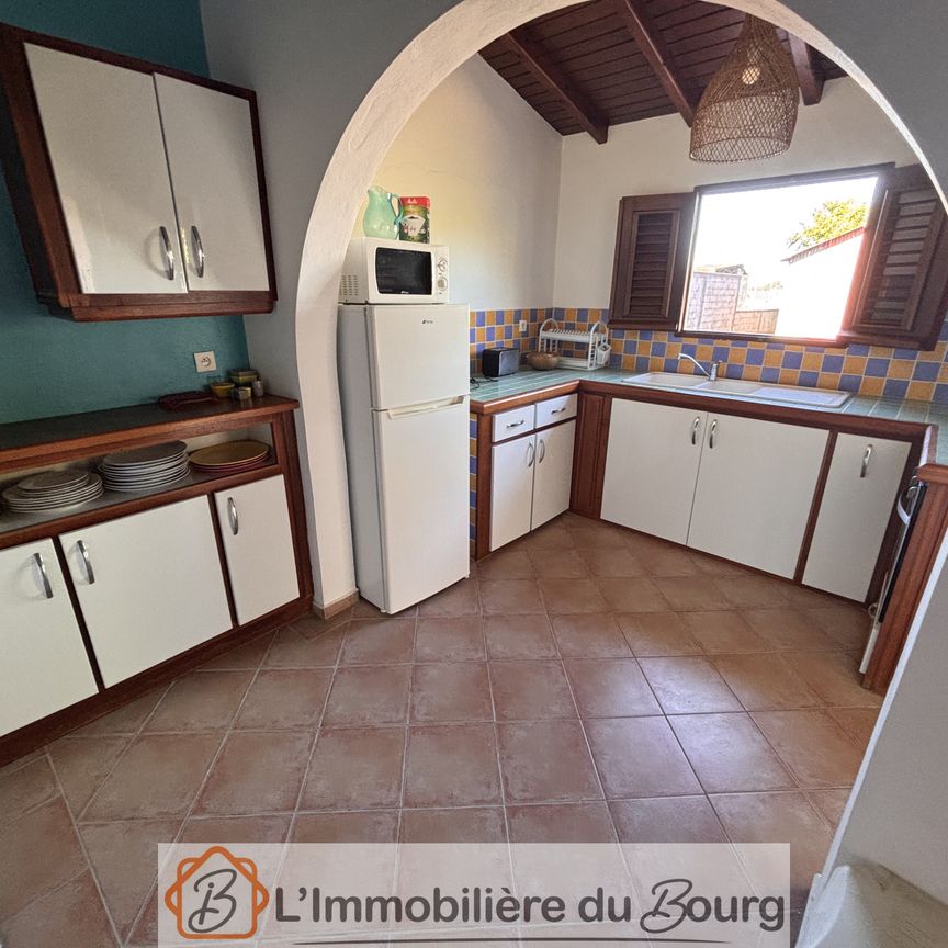 Location Maison 3 pièces 62m² STE ROSE 97115 - Photo 1