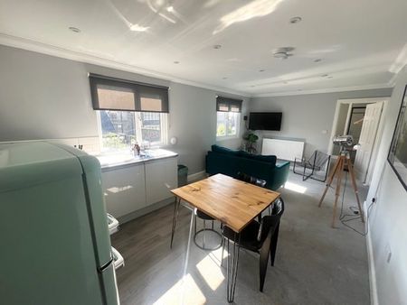 Cowbridge Road East, Canton, Cardiff - Photo 2