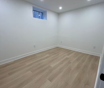 For Lease - 1039 Caven Street Unit# Bsmt, Mississauga, Ontario - Photo 3