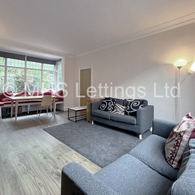 4 Bedroom Mid Terraced House for rent in Rokeby Gardens - Photo 1