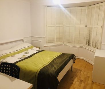 Room in a Shared Flat, Weardale Road, SE13 - Photo 1