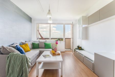 2 osobne pokoje, niezależna kuchnia, balkon - Zdjęcie 4