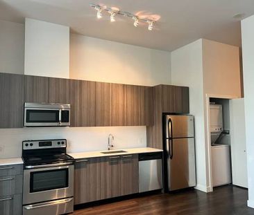 Townhouse Studio Unit109! FREE 1 MONTH RENT!! - Photo 1