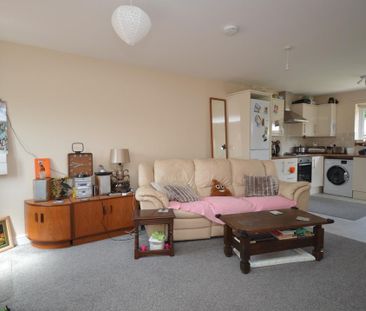 2 bedroom detached house to rent - Photo 1