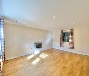 3 bedroom semi-detached house to rent - Photo 3