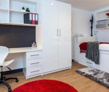 Studio to rent - Photo 3