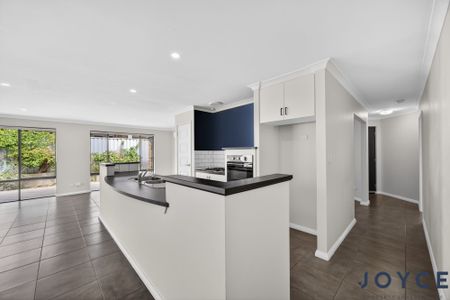 15 Duncombe Grove, Quinns Rocks WA 6030 - Photo 2