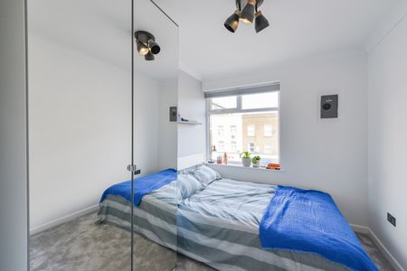 Room in a Shared House, Barking Road, E16 - Photo 5