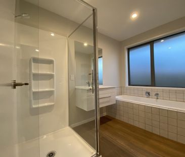 Stylish Living - Photo 4