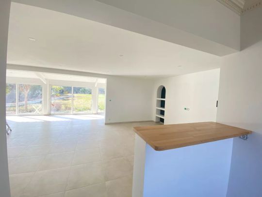 33450 SAINT-LOUBES - Maison de plain-pied de 4 chambres avec jardin à louer - Photo 1