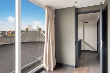 Te huur: Appartement Claes de Vrieselaan in Rotterdam - Photo 3