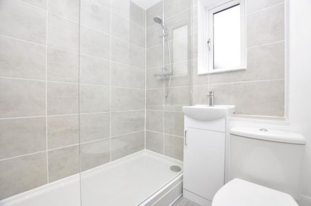 1 bedroom terraced house to rent - Photo 5