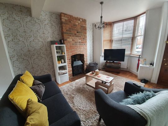 2 Bed Student Accommodation - Photo 1