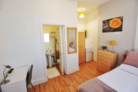 258 Newark Road, Lincoln, Lincolnshire, LN6 8RP - Photo 3