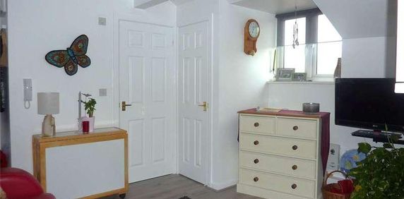 Turk Street, Alton, Hampshire, GU34 - Photo 2