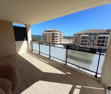 AIX LA DURANNE APPARTEMENT 2 PIECES RECENT TERRASSE ET GARAGE, - Photo 5