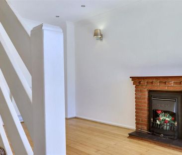 2 bedroom end of terrace house to rent - Photo 6