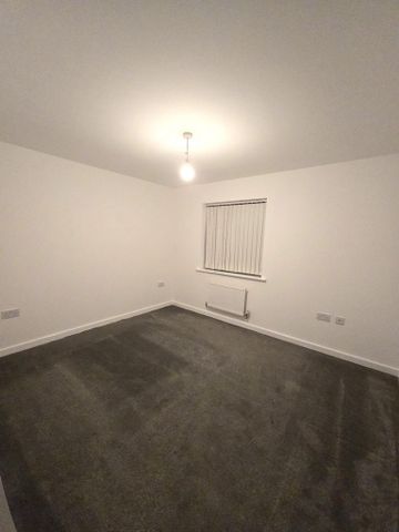 3 bedroom detached house to rent - Photo 4