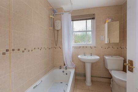 Tangier Lane, Eton - Photo 4