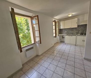 Location Appartement 3 pièces 60m² ROUSSET 13790 - Photo 3