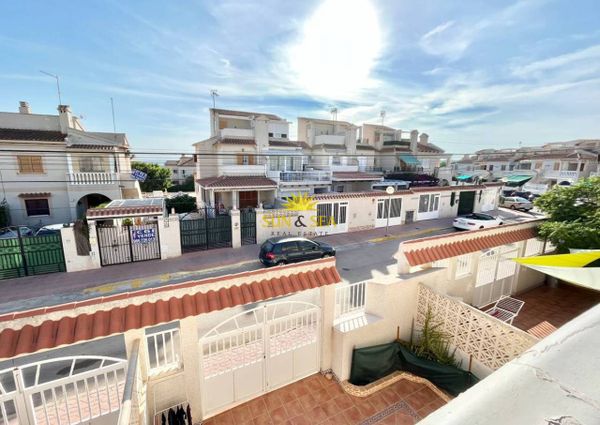 FIRST FLOOR APARTMENT FOR RENT IN URBANIZATION IN EL MONCAYO - ALICANTE