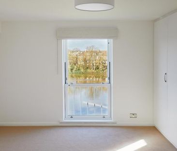 4 bedroom townhouse to rent - Photo 6