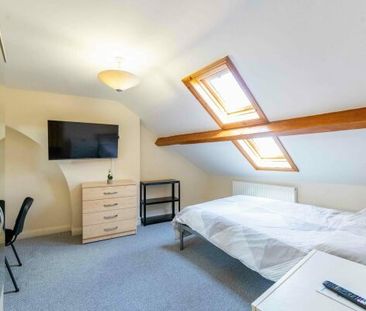 1A Heworth Village, Heworth - Photo 3