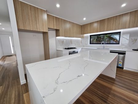 20B Greville Street, Huntingdale VIC 3166 - Townhouse For Rent | Domain - Photo 4