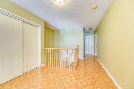 For Lease - 3857 Ridgepoint Way, Mississauga, Ontario - Photo 5