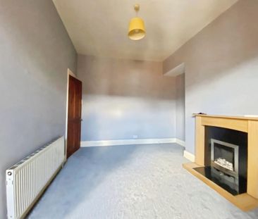 3 bedroom apartment to rent - Photo 2