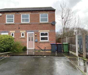 3 bedroom semi-detached house to rent - Photo 4