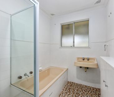 54 Oak Street, TAMWORTH NSW 2340 - Photo 4