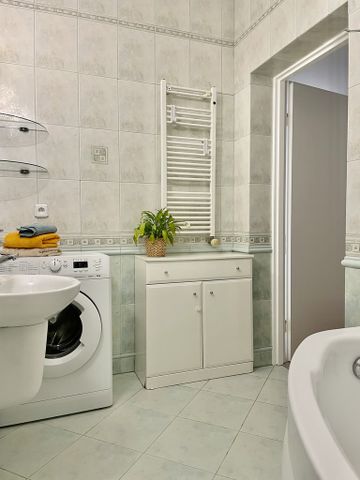 Poznań, Poznań-Stare Miasto - Photo 3