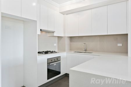 Modern, Spacious and Convenience with City Views! - Photo 3