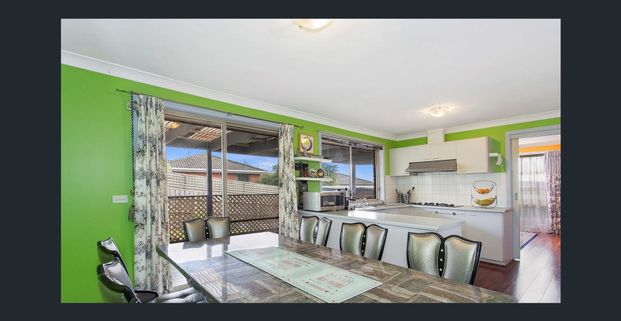 11 Darling Ct, Hampton Park, Vic 3976 - Photo 1