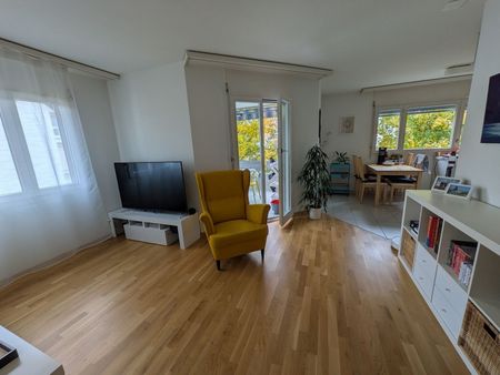 21/2-ROOM APARTMENT IN DÜBENDORF (ZH), FURNISHED, TEMPORARY - Photo 2