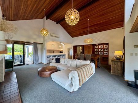 Twyford - Spacious family living in a stunning ... - Photo 3