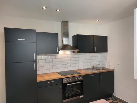 Appartement te huur - Foto 2