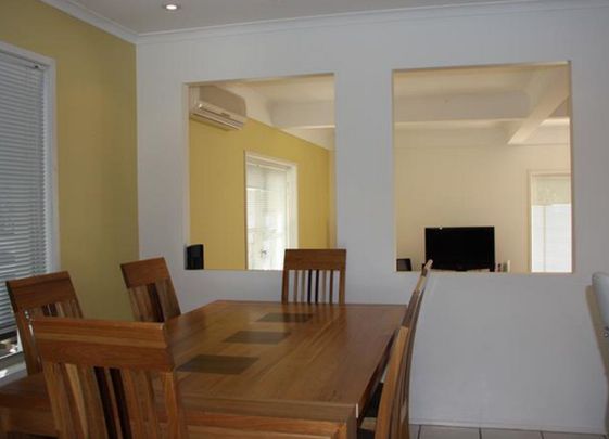 30 Waitomo Street, Broadbeach Waters - Photo 1