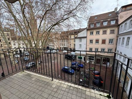 À LOUER ! 2/3 pièces de 83 m2 avec terrasse à proximité immédiate de la Cathédrale de STRASBOURG - Photo 4
