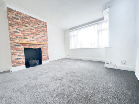 3 Bed End Terrace, Ivy Street, LS9 - Photo 1