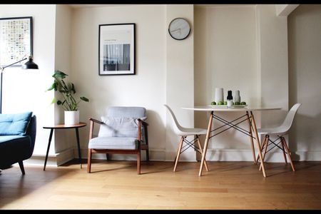 2 Bed Flat, Jerningham Road, SE14 - Photo 3