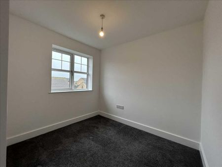 3 bedroom terraced house to rent - Photo 5
