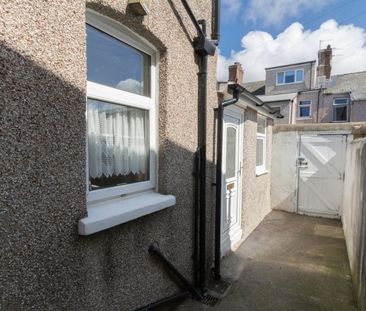 Wordsworth Street, Barrow-in-furness, LA14 5SE - Photo 2