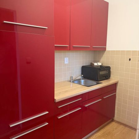 Pronájem bytu 1+1 • 35 m² bez realitkyU Továren, Praha - Hostivař - Photo 3