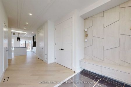 For Lease - 725 Gardner Avenue, Mississauga, Ontario - Photo 2