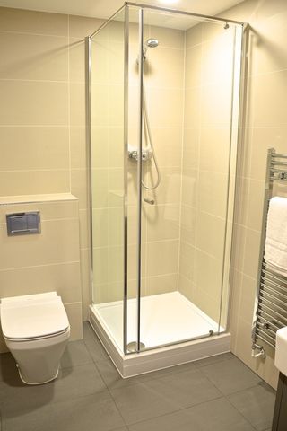 Bedsit, Foley Street, W1W - Photo 3