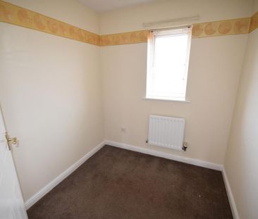 4 bedroom semi-detached house to rent - Photo 6