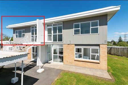 Unit 6, 66 Ferndale Road, Mt Wellington, Auckland - Photo 3